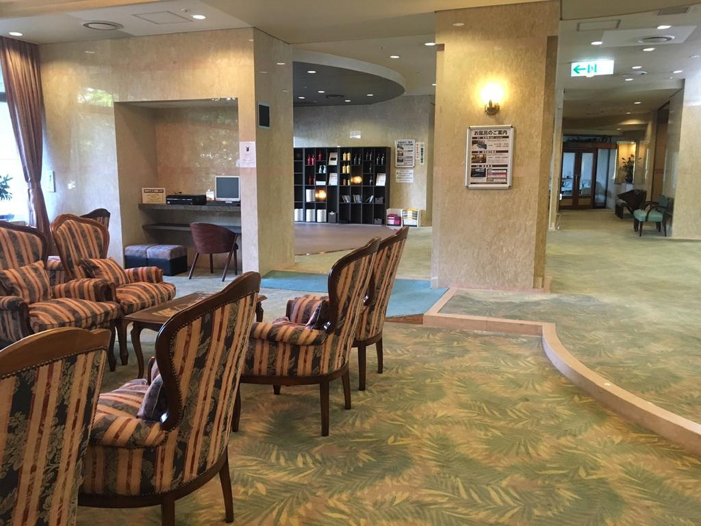 Breezbay Hotel & Resort ג'רו מראה חיצוני תמונה