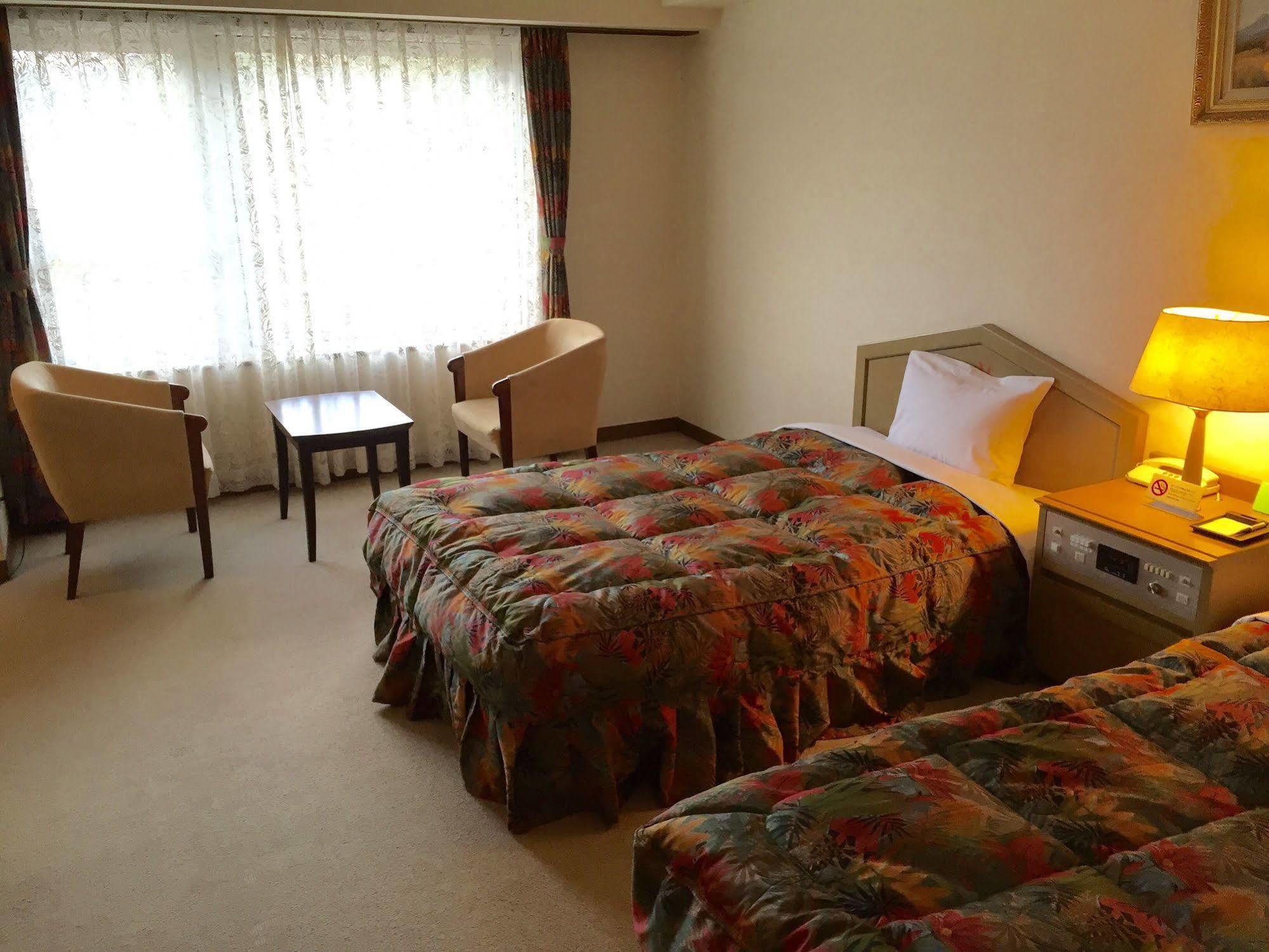 Breezbay Hotel & Resort ג'רו מראה חיצוני תמונה